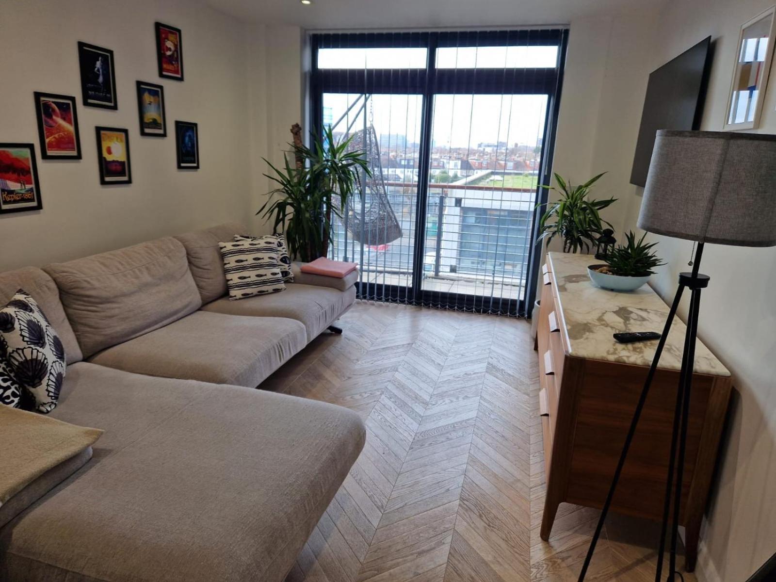 Cosy 1 Bedroom Apartment With Balcony Near Chiswick London Luaran gambar